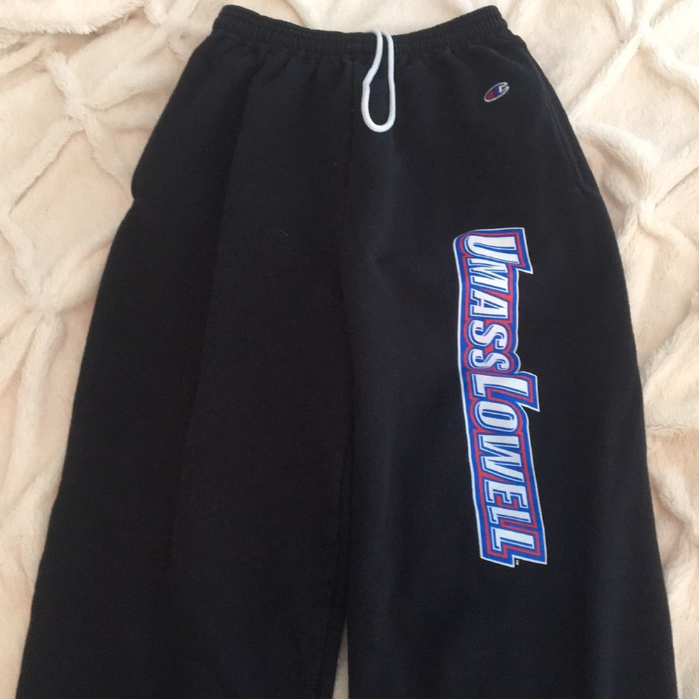 UMass Lowell sweatpants